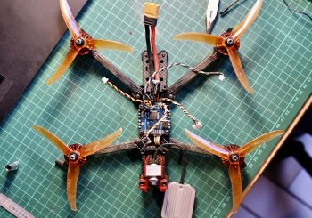 Piloter des drones de course